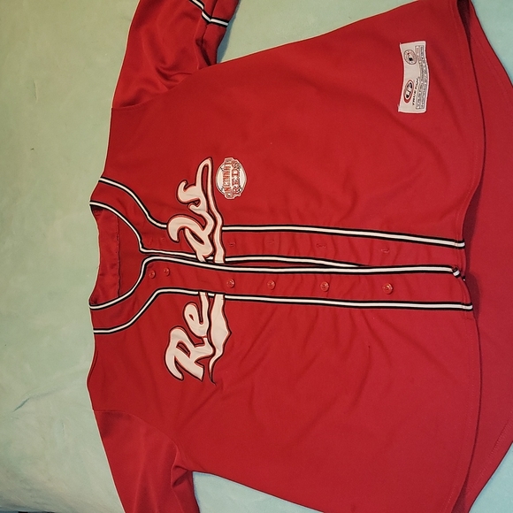 Cincinnati Reds Jersey - Picture 2 of 4